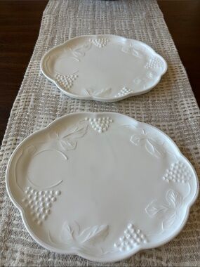 White Embossed Ceramic Serving Plates with Grape Motif - 5 plates